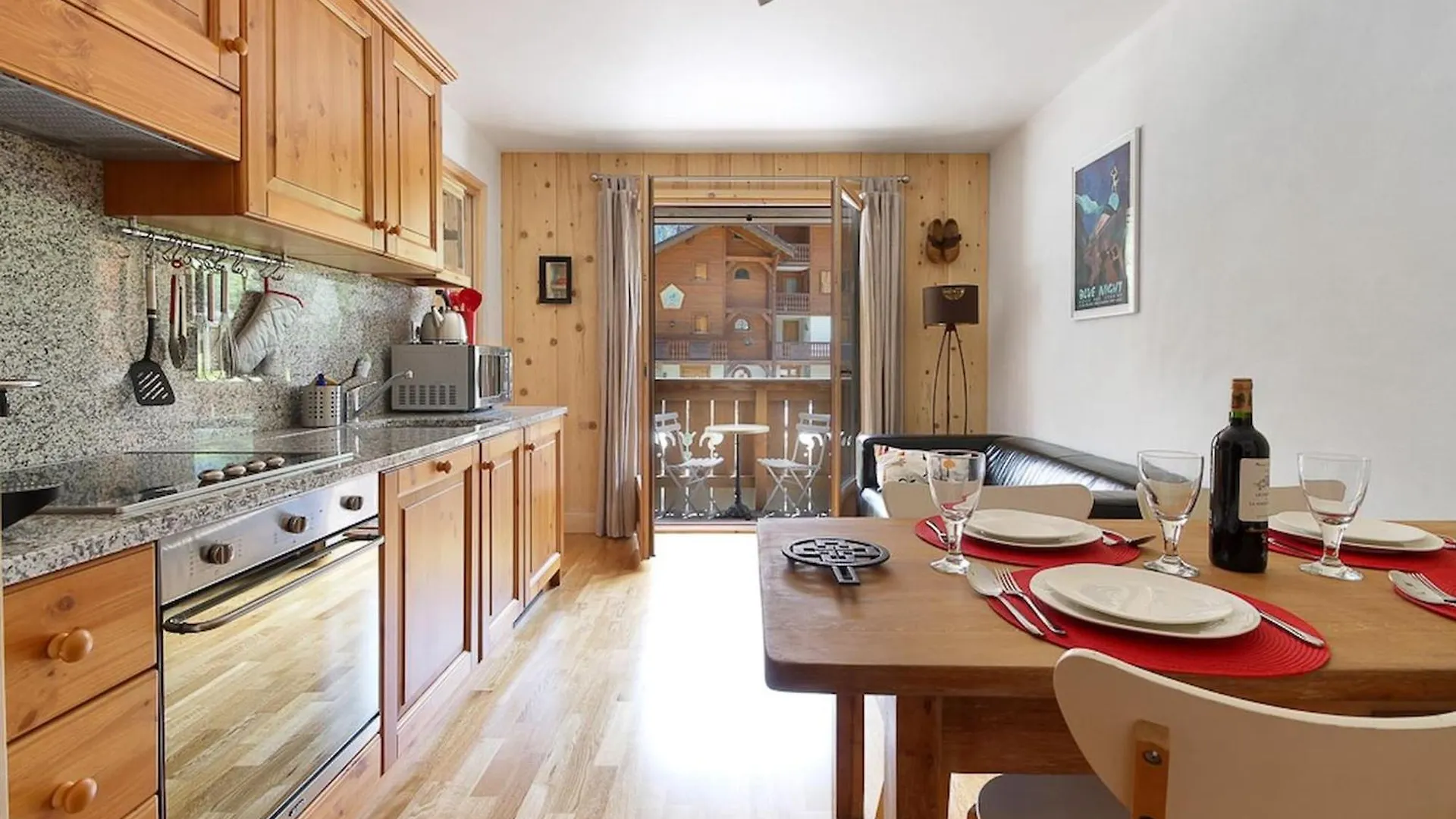 Les Alpages - Newly Renovated - 2Bed - Equipment Storage - Mont-Blanc Views Lägenhet Les Houches
